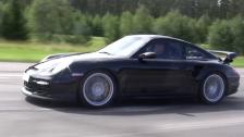 Uncut Porsche 911 GT2 (997) vs Nissan GTR vs both stock rerace